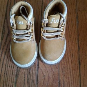 Toddler Fubu boots